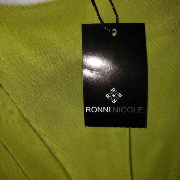 Ronni Nicole green cap sleeve gather waist Silver Buckle dress Size 16 - Picture 8 of 14